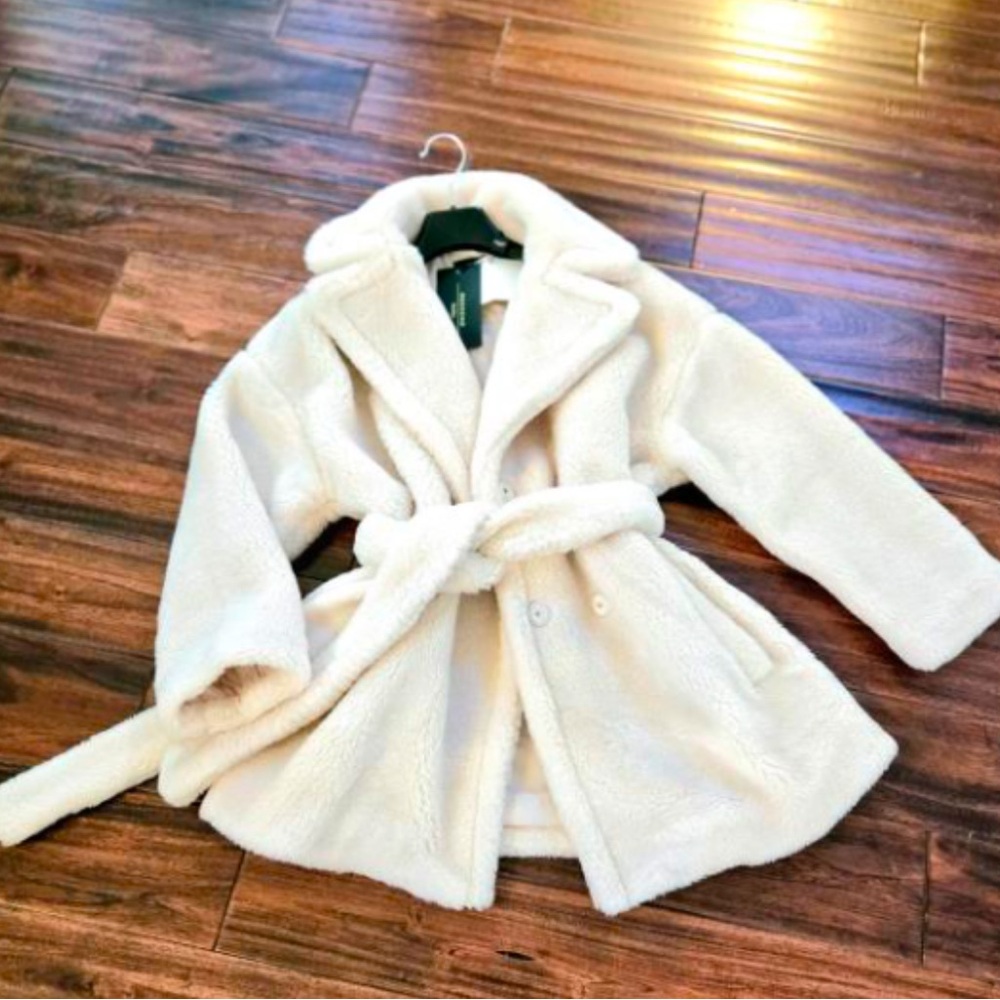 Weekend MaxMara wool robe coat. S
